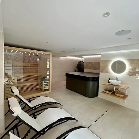 Villa Privee 230M2, Piscine-Spa- Salle De Jeux 35Min Train Strasbourg Vila