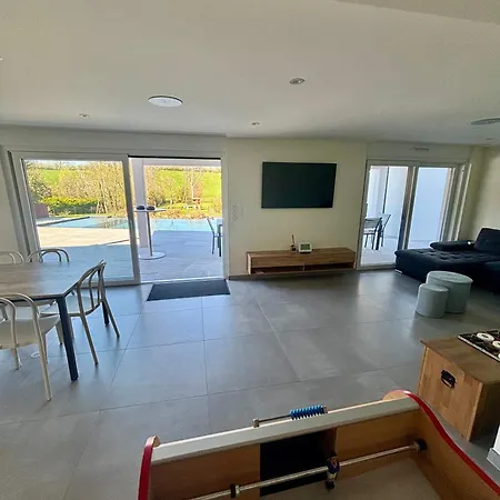 Privee 230m2, Piscine-spa- Salle De Jeux 35min Train Strasbourg